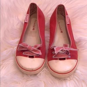 AMERICAN EAGLE 🦅 Slip Ons! So cute!